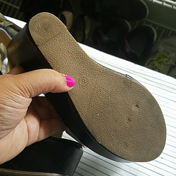 Color Block Wedges - Picture 3 of 4